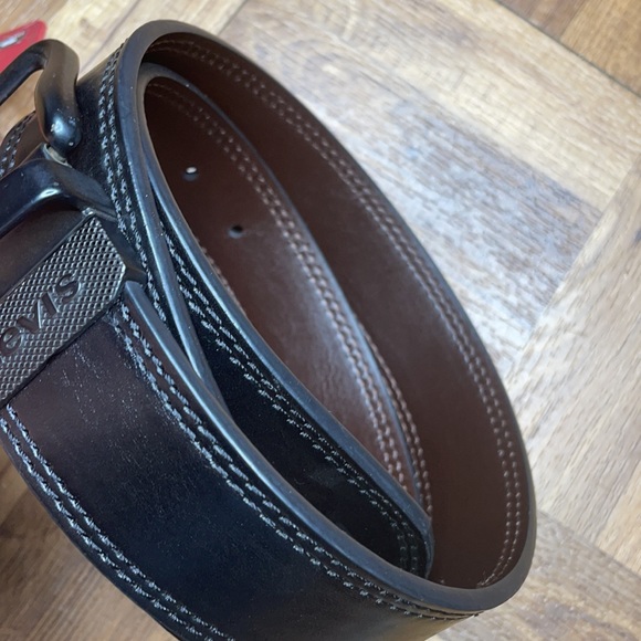 Levi’s Black/Brown Reversible Belt - Picture 4 of 4